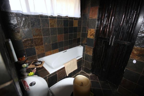 African Rock Lodge (Hoedspruit)